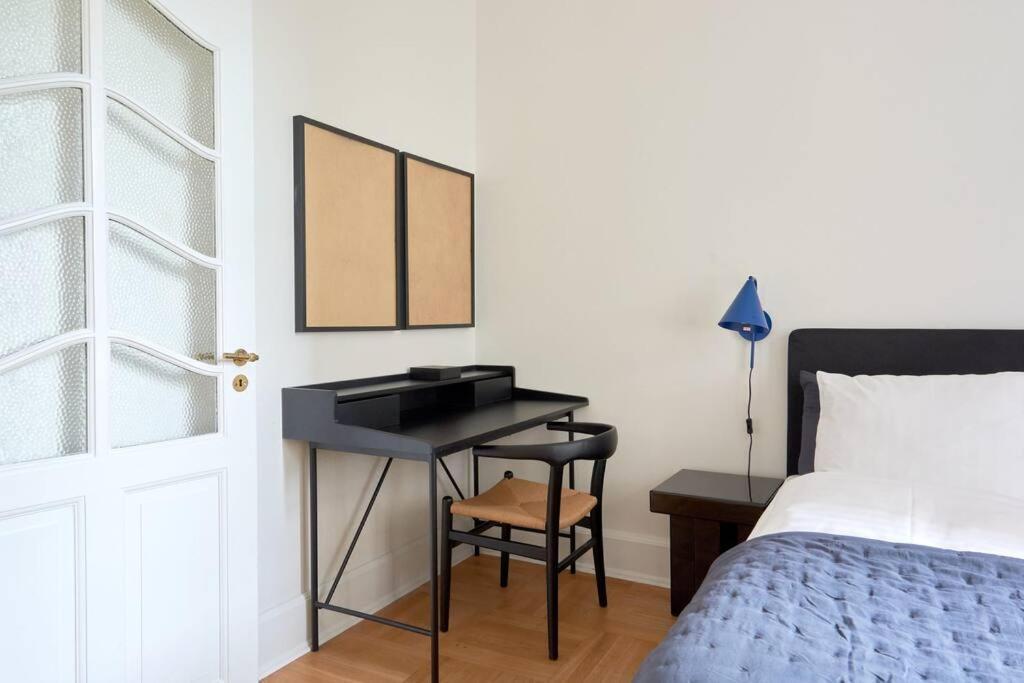 Spacious 3 Bedroom Manor Flat Next To Tivoli コペンハーゲン エクステリア 写真