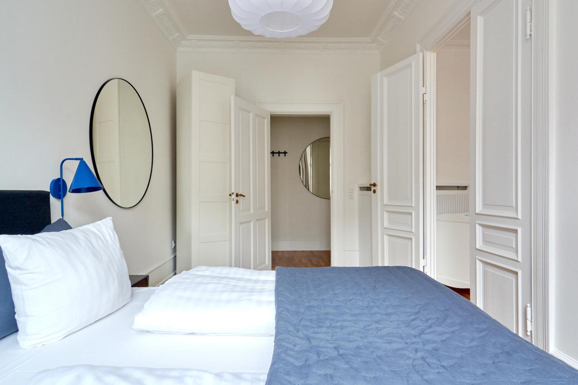 Spacious 3 Bedroom Manor Flat Next To Tivoli コペンハーゲン エクステリア 写真